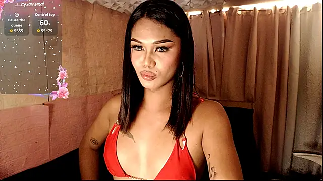 sweet lucyyy online show from September 23, 2025, 6:00 pm