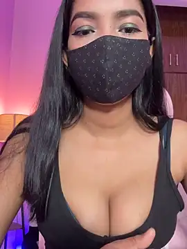 Neha18 online show from April 19, 2026, 9:19 am