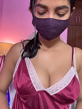 Snapshot of Neha18 chatting on May 9, 2026, 10:09 am Neha18 online show from May 9, 2026, 10:09 am