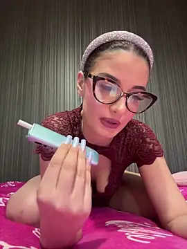 Larra69 online show from March 13, 2026, 6:36 pm