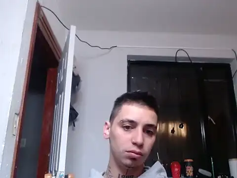 Snapshot of xalejo_max chatting on October 24, 2025, 1:07 pm xalejo max online show from October 24, 2025, 1:07 pm