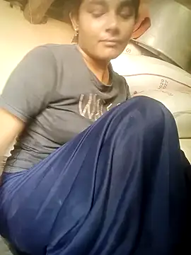 Snapshot of Hot_siiii chatting on September 10, 2025, 2:55 am Hot siiii online show from September 10, 2025, 2:55 am