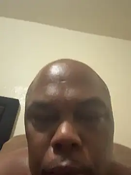 devon3421 online show from March 4, 2026, 3:45 am