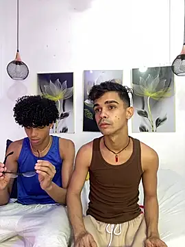 Violet Dream2 online show from April 15, 2026, 12:28 am