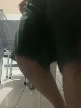 renannoviinho17z online show from March 14, 2026, 11:43 pm