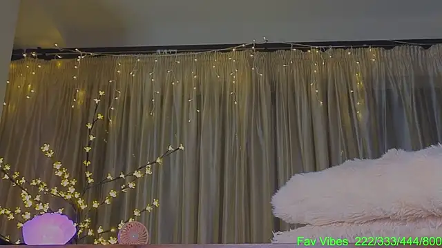 Snapshot of Bomb_Ass88 chatting on November 25, 2025, 2:00 am Bomb Ass88 online show from November 25, 2025, 2:00 am