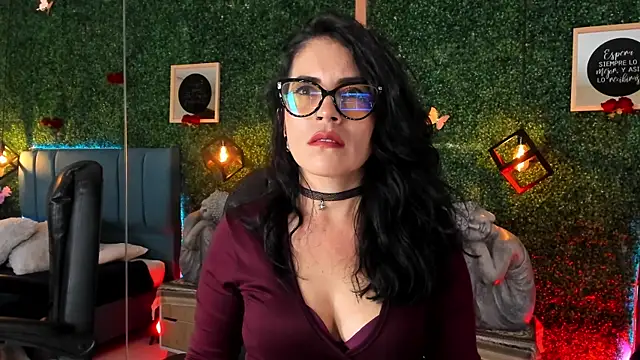 Linagh  online show from February 28, 2026, 11:44 am