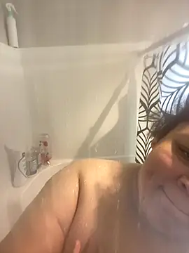 hazeleyedbeauty926 online show from December 21, 2025, 5:31 pm