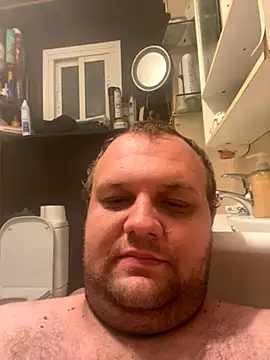 Snapshot of ArturoElPeque chatting on November 11, 2025, 8:42 pm ArturoElPeque online show from November 11, 2025, 8:42 pm