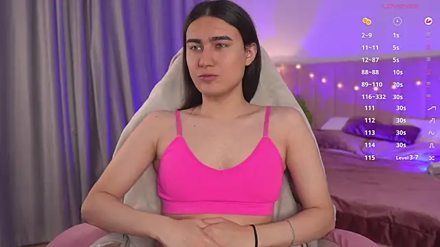 Snapshot of HeyAlena chatting on October 14, 2025, 6:36 am HeyAlena online show from October 14, 2025, 6:36 am