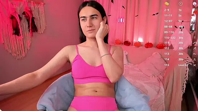 Snapshot of HeyAlena chatting on October 18, 2025, 11:11 am HeyAlena online show from October 18, 2025, 11:11 am