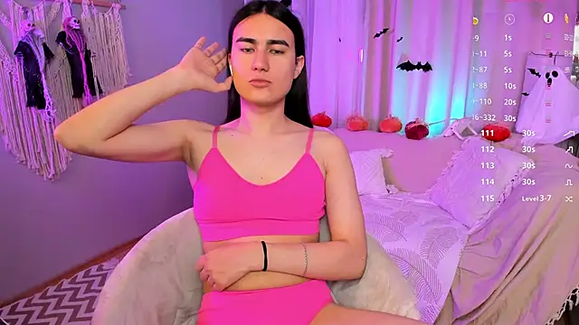 Snapshot of HeyAlena chatting on October 26, 2025, 8:09 am HeyAlena online show from October 26, 2025, 8:09 am