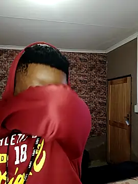 Snapshot of lucasmathibela chatting on November 9, 2025, 10:13 am lucasmathibela online show from November 9, 2025, 10:13 am