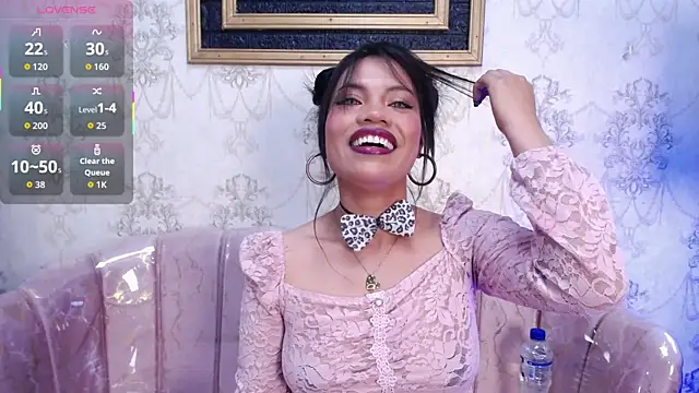 anyjones  online show from December 16, 2025, 4:17 am