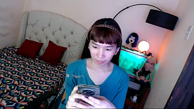 ShantalFoxxy  online show from November 5, 2025, 3:39 am