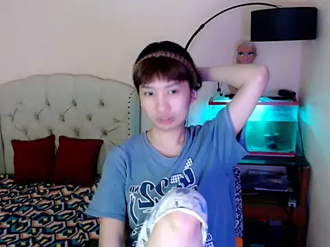 ShantalFoxxy  online show from February 4, 2026, 1:06 pm