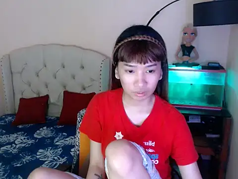 ShantalFoxxy  online show from February 15, 2026, 12:14 pm