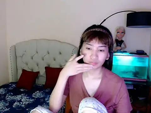 ShantalFoxxy  online show from March 4, 2026, 1:28 pm