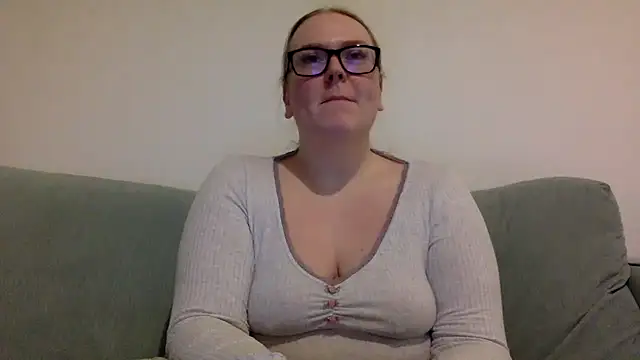 Snapshot of gracelovesxx chatting on January 9, 2026, 7:48 pm gracelovesxx online show from January 9, 2026, 7:48 pm