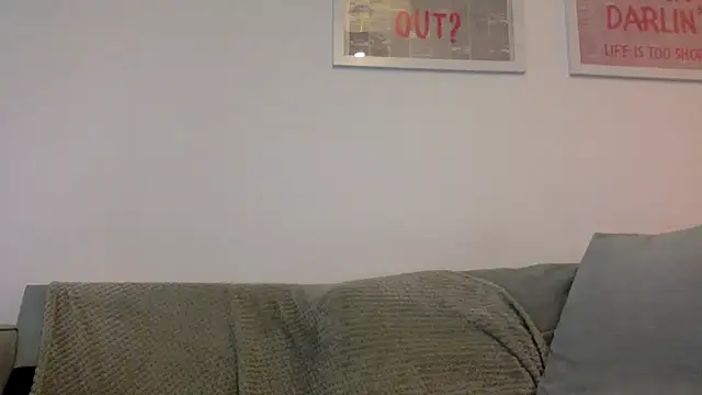 Snapshot of gracelovesxx chatting on March 15, 2026, 9:15 am gracelovesxx online show from March 15, 2026, 9:15 am