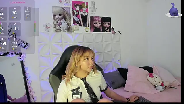 JuliethMoss online show from December 22, 2025, 8:39 pm