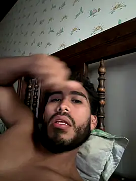 TU-MORENOO online show from September 14, 2025, 6:18 pm