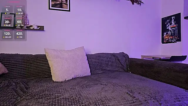 Snapshot of HotFrictions chatting on November 2, 2025, 2:47 am HotFrictions online show from November 2, 2025, 2:47 am