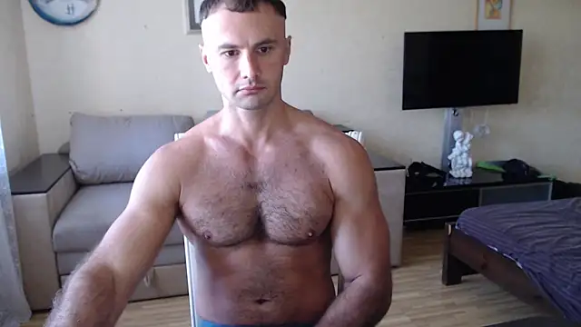 muscle uncut online show from September 19, 2025, 7:10 am