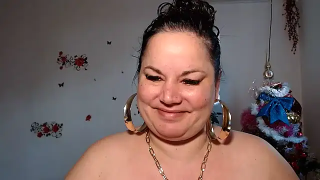 Snapshot of andreea2011 chatting on November 1, 2025, 7:43 am andreea2011 online show from November 1, 2025, 7:43 am