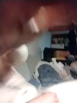 shortridgeryan3 online show from April 13, 2026, 1:44 am