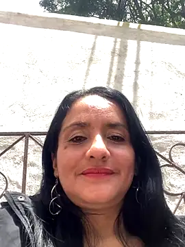 Snapshot of kataleya_29 chatting on October 24, 2025, 4:25 pm kataleya 29 online show from October 24, 2025, 4:25 pm