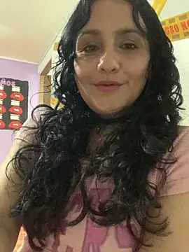 Snapshot of kataleya_29 chatting on November 24, 2025, 8:41 pm kataleya 29 online show from November 24, 2025, 8:41 pm