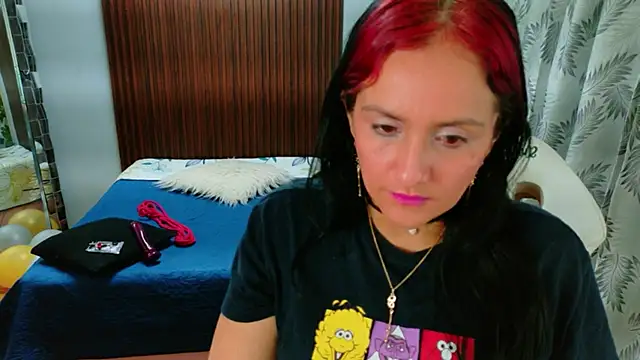 kataleya 29 online show from April 28, 2026, 7:41 pm