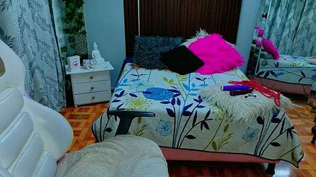 kataleya 29 online show from May 20, 2026, 8:26 pm