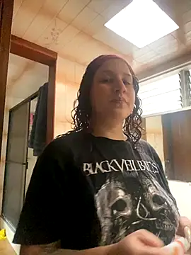 hazyjane  online show from September 28, 2025, 1:49 pm