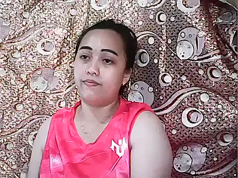 Snapshot of Pinay_Chubby20 chatting on November 12, 2025, 9:42 am Pinay Chubby20 online show from November 12, 2025, 9:42 am