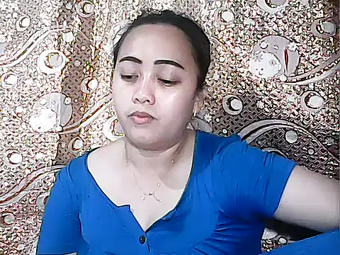 Snapshot of Pinay_Chubby20 chatting on November 25, 2025, 12:49 pm Pinay Chubby20 online show from November 25, 2025, 12:49 pm