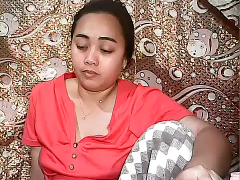 Snapshot of Pinay_Chubby20 chatting on November 27, 2025, 2:08 pm Pinay Chubby20 online show from November 27, 2025, 2:08 pm