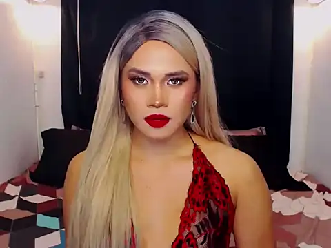 YllanaAltheaXxX online show from January 12, 2026, 3:17 pm