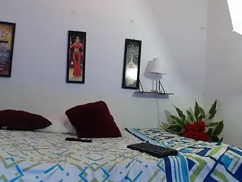 GinoelDal online show from November 1, 2025, 2:24 am