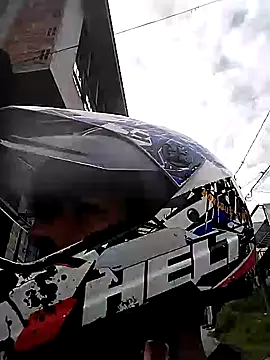 Fernandar2025 online show from November 15, 2025, 2:13 pm