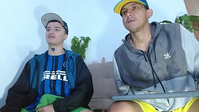 skinny23cm online show from January 10, 2026, 1:24 pm