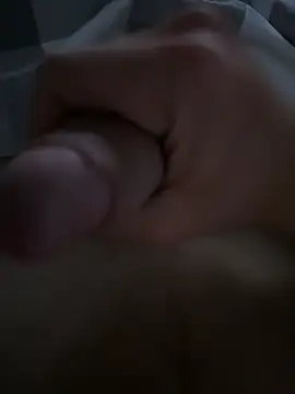 adaxxxx555 online show from April 28, 2026, 12:09 am