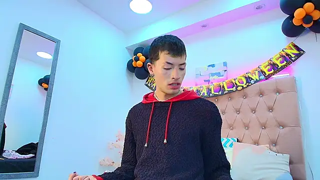 Snapshot of OzorioDany chatting on November 2, 2025, 3:53 am OzorioDany online show from November 2, 2025, 3:53 am