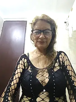 MaryeLunna online show from January 11, 2026, 12:48 am