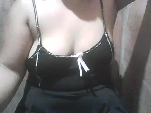 Snapshot of Azrielxx05 chatting on September 26, 2025, 4:44 pm Azrielxx05 online show from September 26, 2025, 4:44 pm