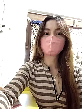 Snapshot of Baby-ladysweet20 chatting on December 15, 2025, 1:10 am Baby-ladysweet20 online show from December 15, 2025, 1:10 am