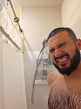 Snapshot of Lb228w chatting on October 7, 2025, 2:31 am Lb228w online show from October 7, 2025, 2:31 am