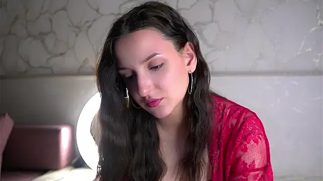 Snapshot of FalineBeacher chatting on February 6, 2026, 1:25 pm FalineBeacher online show from February 6, 2026, 1:25 pm