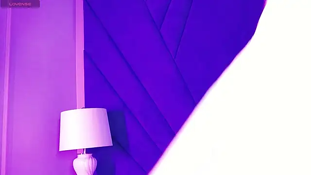 Evelisse online show from September 22, 2025, 4:03 am